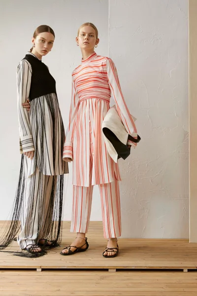 Look 23